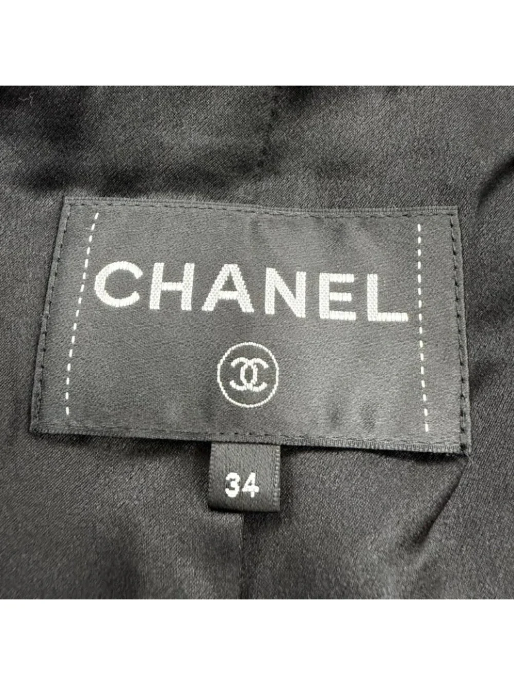 Chanel Cashmere Silk Blend CC Logo Button Chesterfield Black Navy 34 Jacket